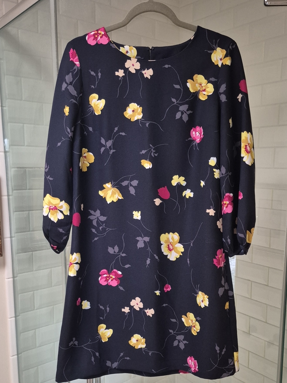 NWT Ann Taylor Long Sleeve Dress:Black @ Yellow, Red Flowers Size 6 Retail $139